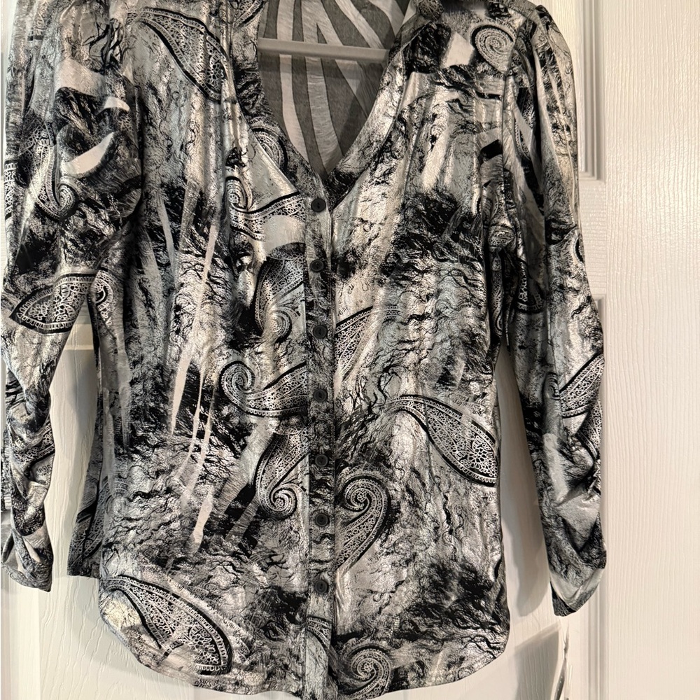 Peter Nygard Black and Gray Graphic Blouse